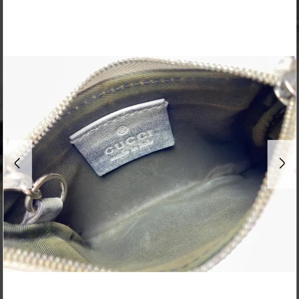 Gucci Beige Monogram Key Pouch - Picture 3 of 3